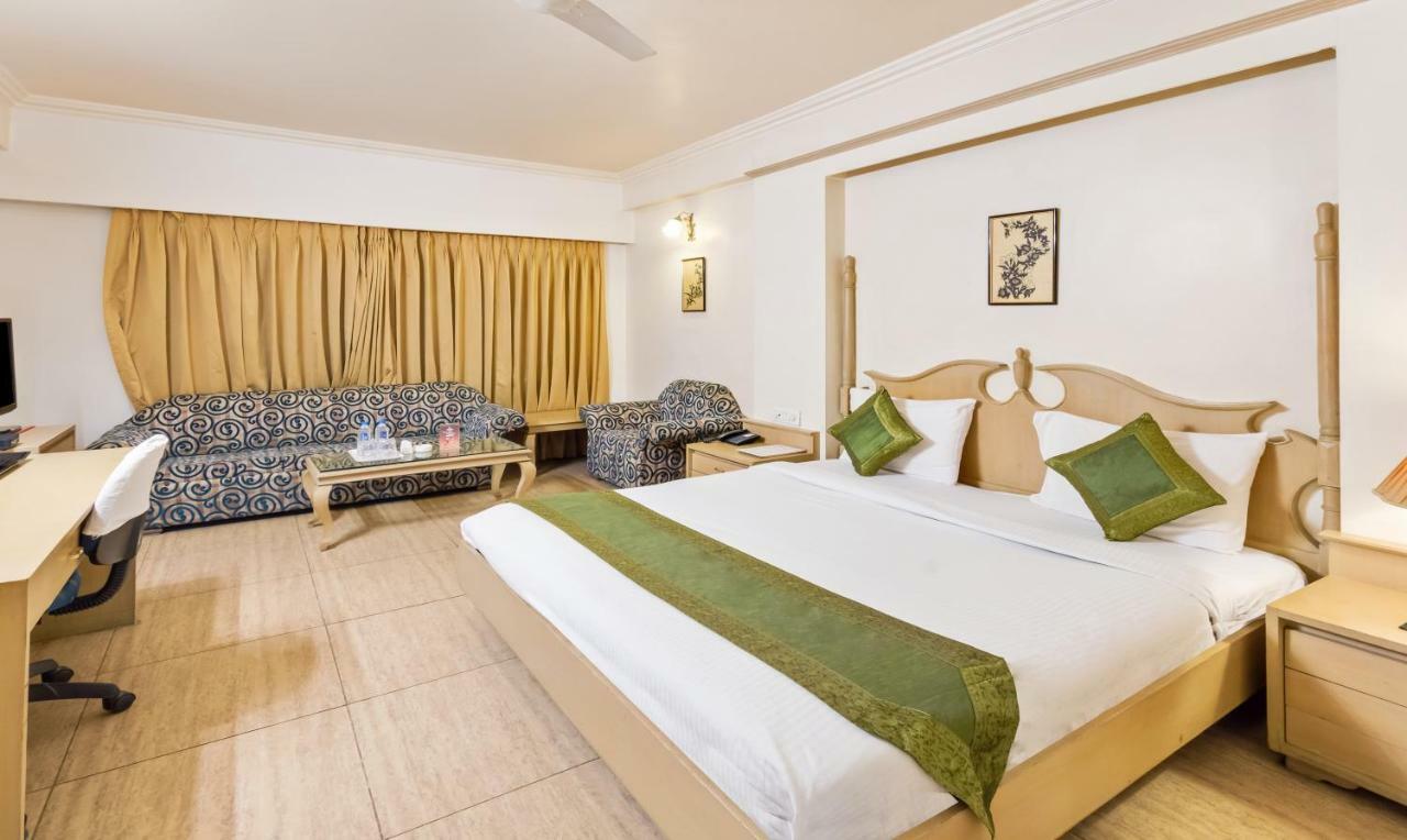 Hotel Crown Palace Indore Extérieur photo